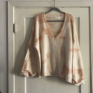 Anthropologie Acrylic and Polyester Sweater cream and Peach size XL Oversized